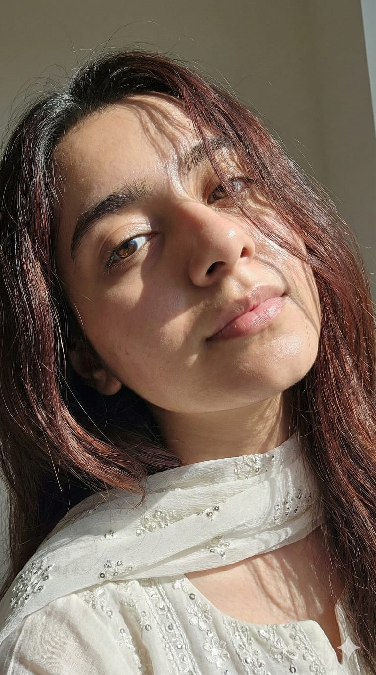 Girl Headshot Prompt - nano banana prompt for gemini ai image generation